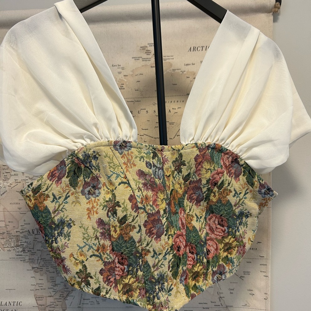 Cider Floral Tapestry Corset-Style Top Off Shoulder Boho Romantic Large - Picture 2 of 8